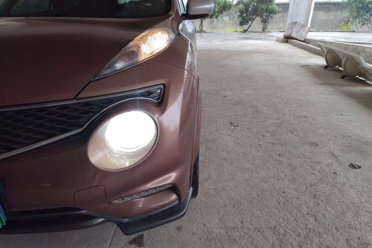 Used Infiniti ESQ 2014 1.6L Spontaneous Edition
