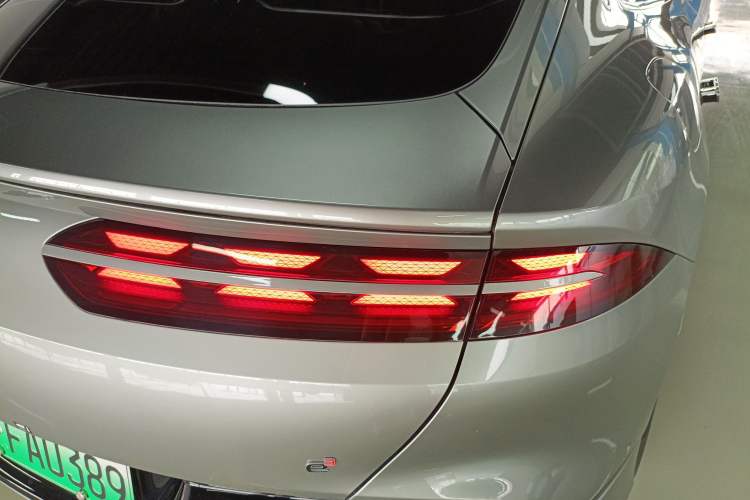 Used Denza Z9GT 2024 1100 4x4 Ultra First Edition Right Rear Taillight