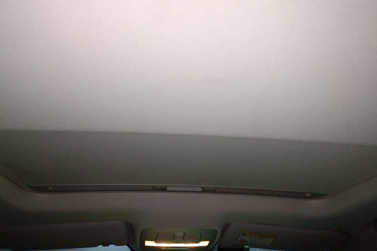 Used Roewe i5 2019 20T Automatic 4G Connected Supercharged Flagship Edition