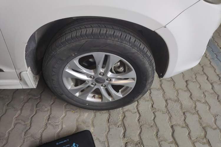 Used Haval H6 2016 Upgraded Model 1.5T Manual Two-Wheel Drive Urban Version