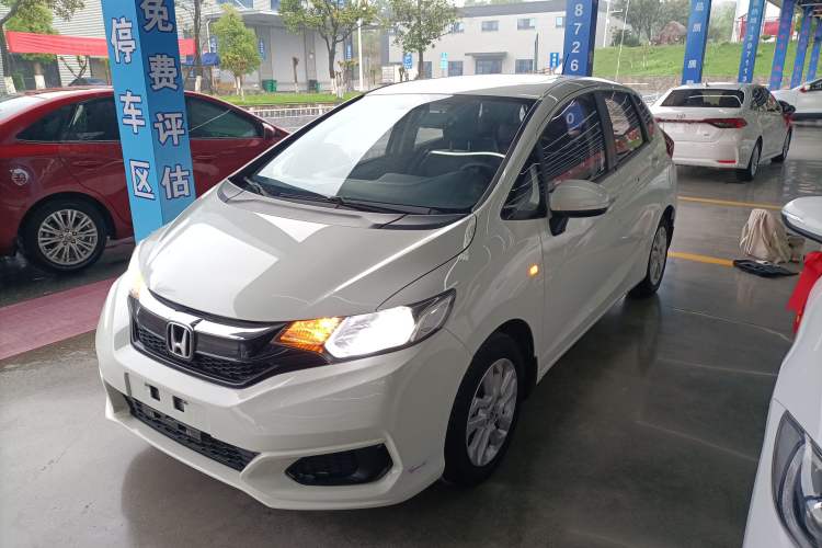 Used Honda Fit 2018 1.5L CVT Comfort Sunroof Version