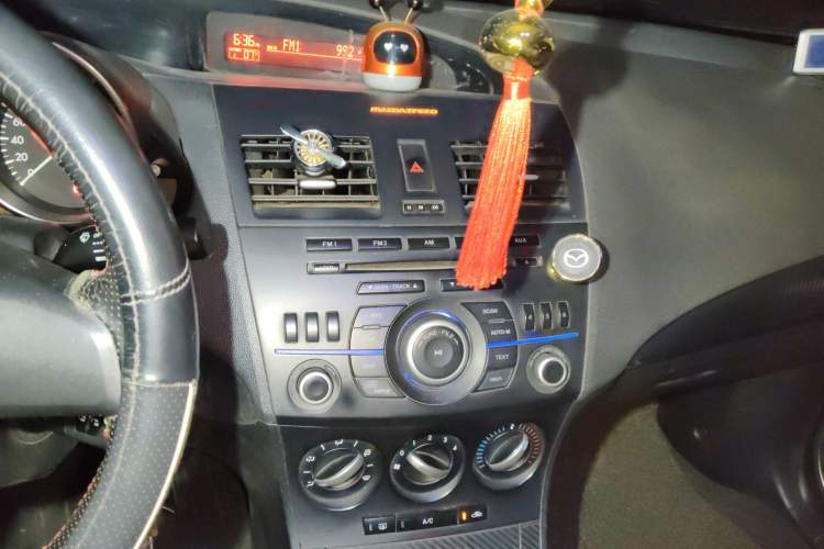 Used Mazda 3 2012 Hatchback 1.6L Manual Comfort Model