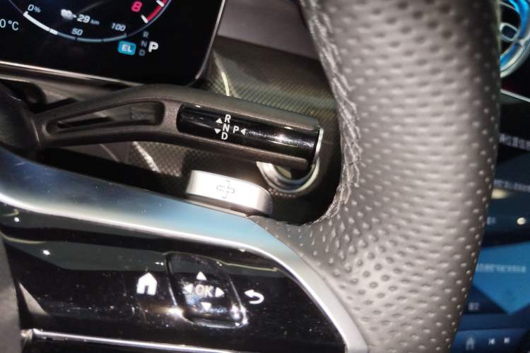 Used Mercedes-Benz C-Class New Energy 2023 C 350 eL Gear Lever