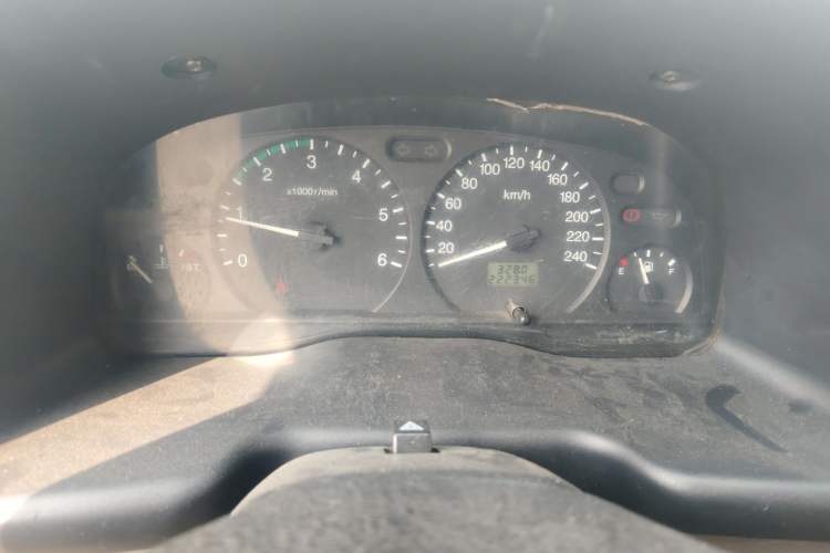 Used Ford Classic Transit 2013 2.8T Diesel Logistics Model with Short Wheelbase and Mid-Roof JX493ZLQ4