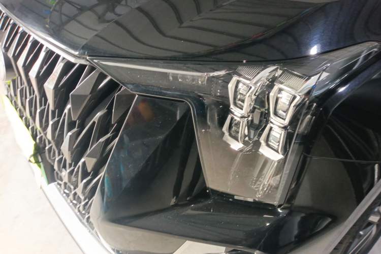 Used GAC Trumpchi ES9 2024 PHEV with 143 km Max