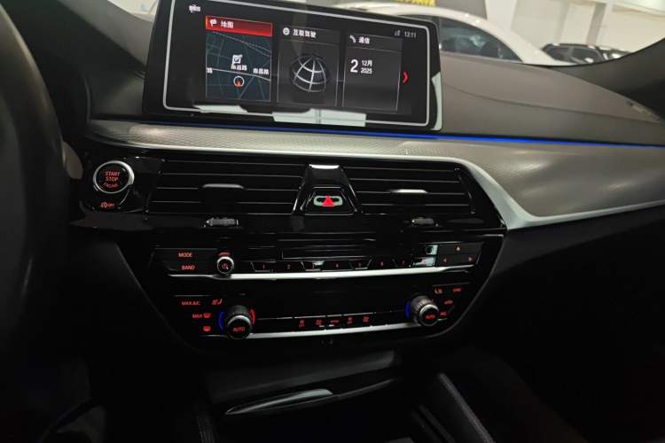 Used BMW 5 Series (Import) 2018 525i M Sport Package
