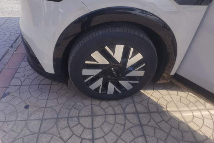 Used Zeekr MIX 2025 Long-Range Intelligent Driving Edition
