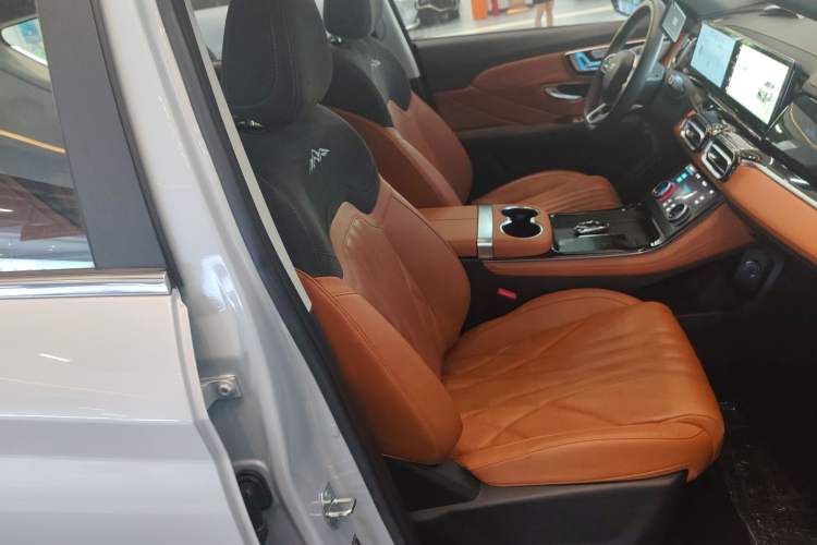 Used JETOUR Shanhai Shanhai L7 2024 1.5T 120km ULTRA 7-Seater
