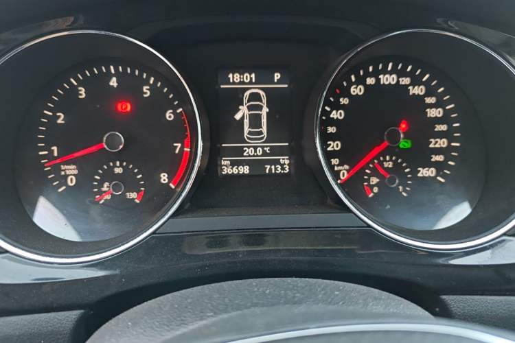 Used Volkswagen Sagitar 2017 180TSI Automatic Luxury Edition