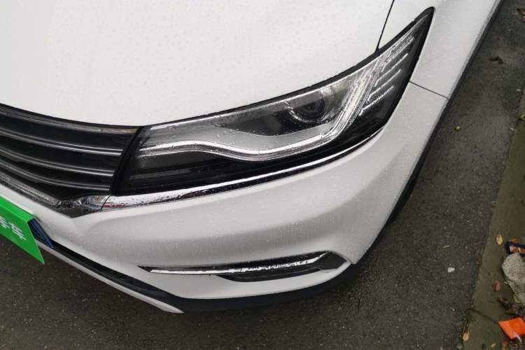 Used Roewe RX5 2018 20T Two-Wheel Drive Manual Flagship Edition