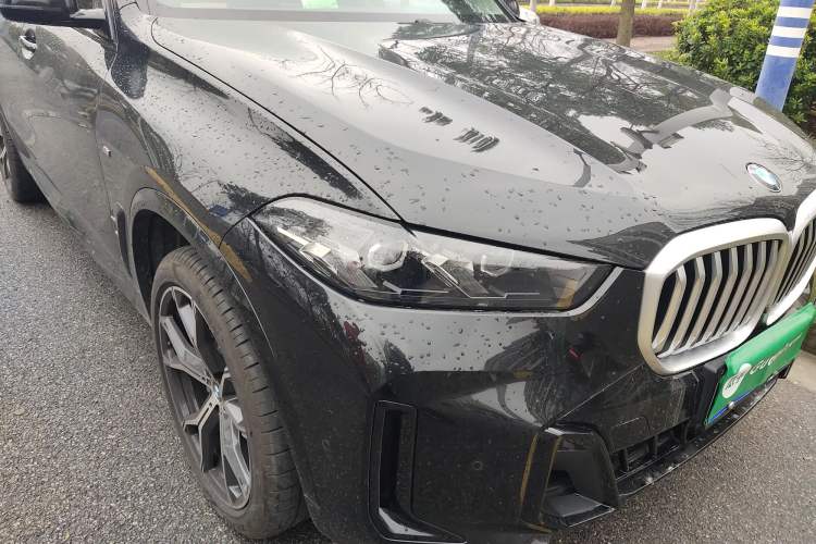 Used BMW X5 2025 Model, xDrive 30Li Prestige M Sport Night Package
