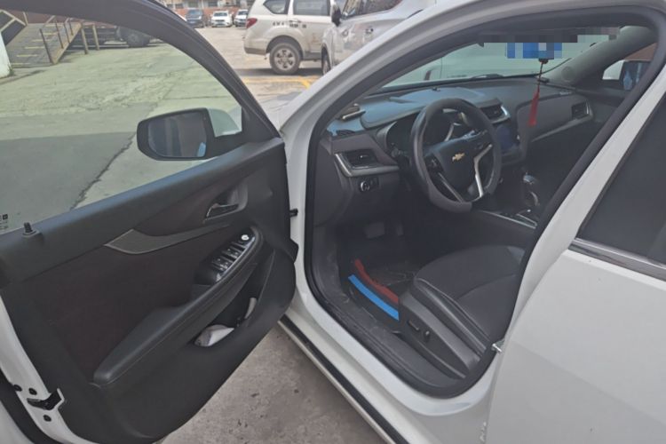 Used Chevrolet Malibu 2016 2.0L Automatic Luxury Edition Driver Seat