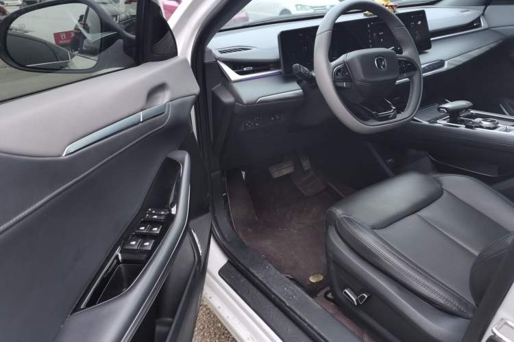 Used CHANGAN Ruicheng PLUS 2023 1.5T DCT Prestige Edition Driver Seat