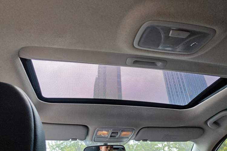 Used Hyundai ix35 2015 2.0L Automatic 2WD Smart Type China IV
