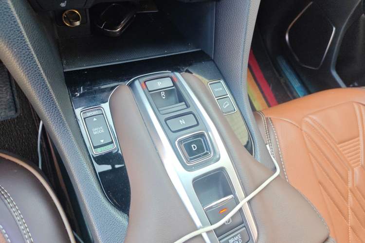 Used Honda UR-V 2024 370TURBO Two-Wheel-Drive Luxury Edition