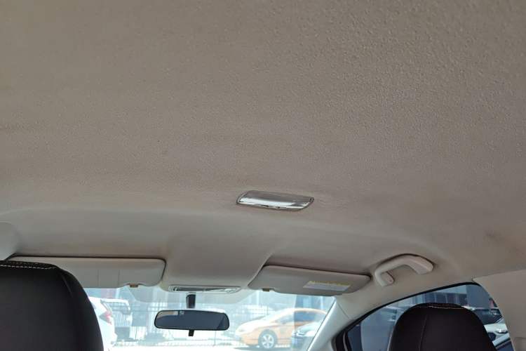 Used Honda Fit 2014 1.5L SE CVT Fashion Model Headliner