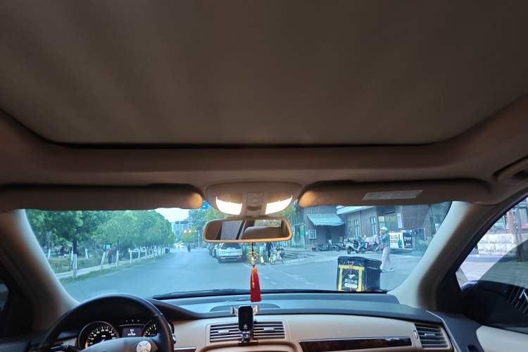 Used Mercedes-Benz R-Class 2011 R 350 L 4MATIC
