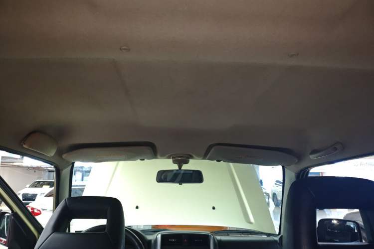 Used Suzuki Jimny 2009 1.3 AT Fashion Edition Headliner