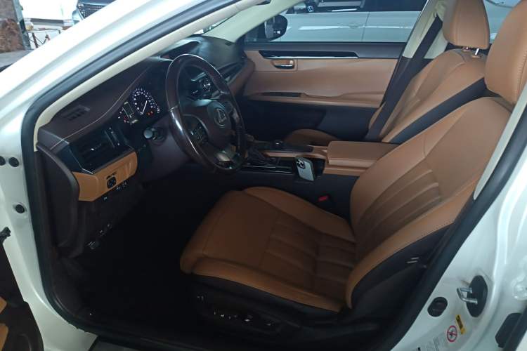 Used Lexus ES 2016 200 Midnight Special Limited Edition