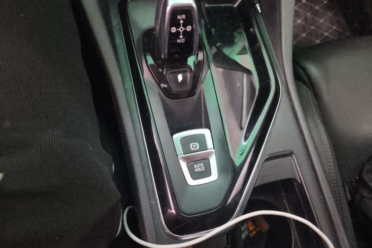 Used Lynk & Co 02 2019 1.5T DCT Two-Wheel Drive Pro Edition China VI Standard
