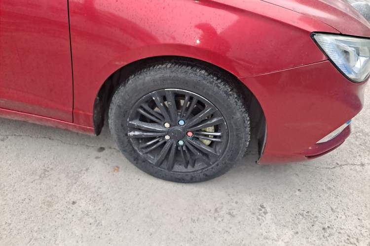 Used Roewe i5 2019 1.5L Manual 4G Connectable Langhao Edition