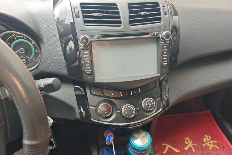 Used Land X5 2013 2.0T Manual Xinghang Edition
