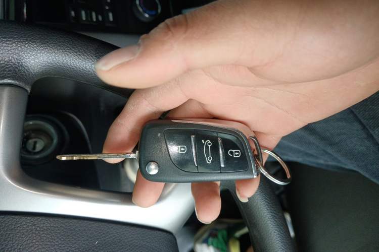 Used Chevrolet Captiva 2013 2.4L Two-Wheel Drive City Edition 7-Seater