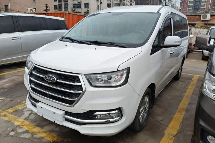 Used JAC Refine M4 2016 2.0L Manual Luxury Version