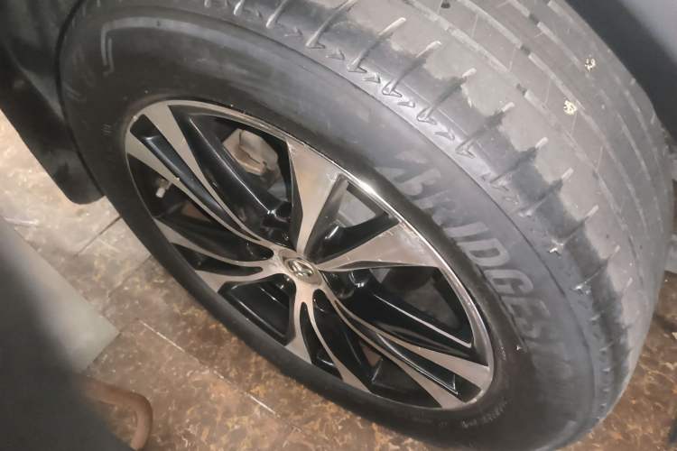 Used Toyota RAV4 2015 2.5L Automatic 4x4 Elite Edition