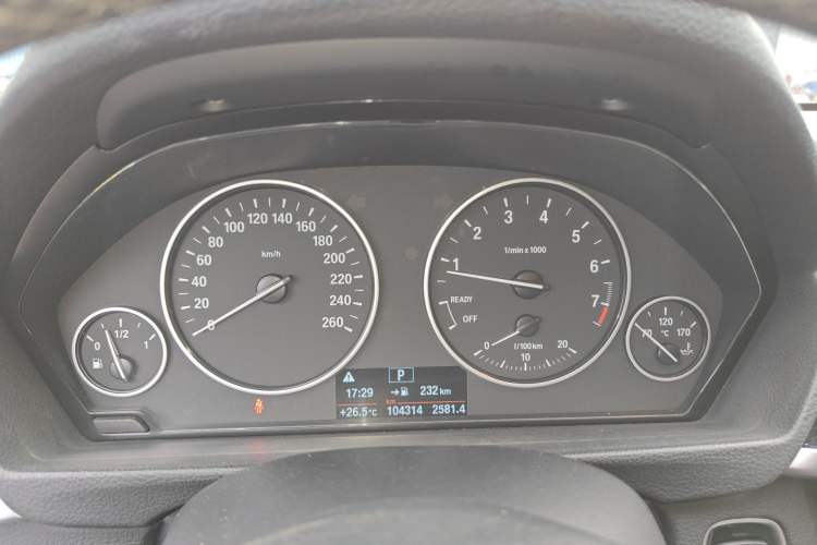 Used BMW 3 Series 2016 316i Fashion Model