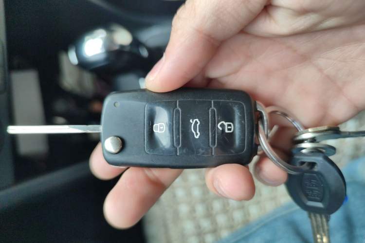 Used Volkswagen Polo 2014 1.6L Automatic Comfort Edition
