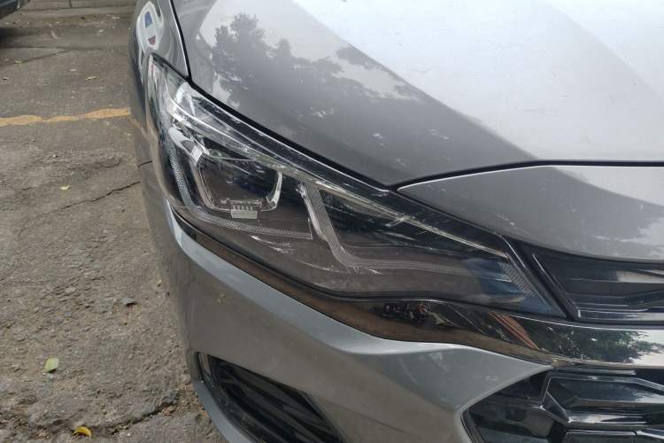 Used Chevrolet Monza 2020 Light Hybrid RS 330T Automatic Thrill Edition Right Front Headlight