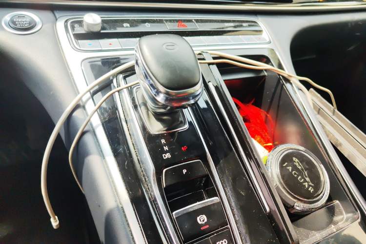 Used GAC Trumpchi M8 2021 Lingxiu Series 390T Deluxe Edition Gear Lever