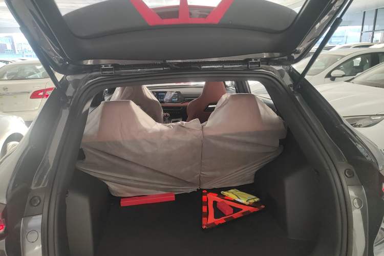 Used Changan X5 PLUS 2026 Model, Second Generation, 1.5T Pioneer PRO
