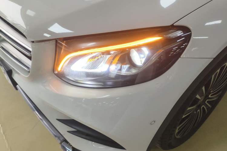 Used Mercedes-Benz GLC 2018 Facelifted GLC 260 4MATIC Dynamic Edition Left Front Headlight