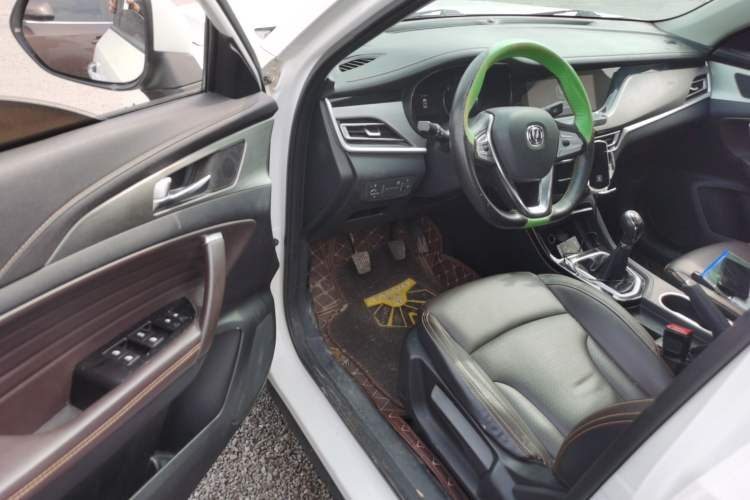 Used Changan CS35PLUS 2018 1.6L Manual Changlian Edition China V Standard
