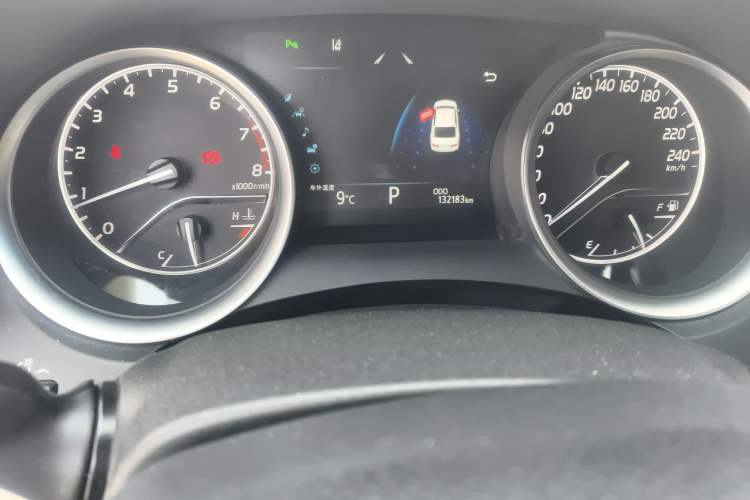 Used Toyota Camry 2018 2.0G Luxury Edition
