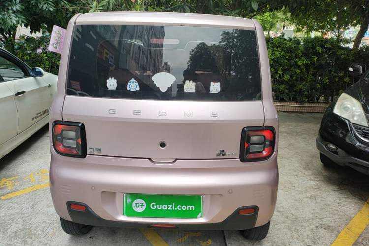 Used Geely Galaxy Panda 2024 Panda Mini 200km Endurance Bear
