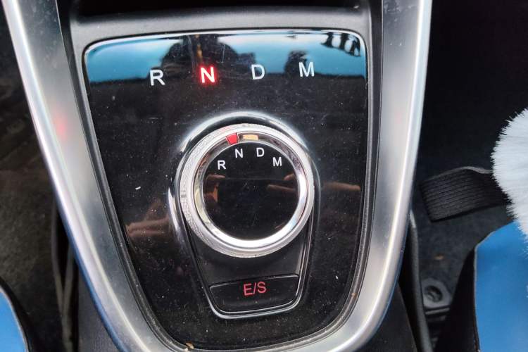 Used Baojun 510 2017 1.5L Automatic Luxury Model Gear Lever