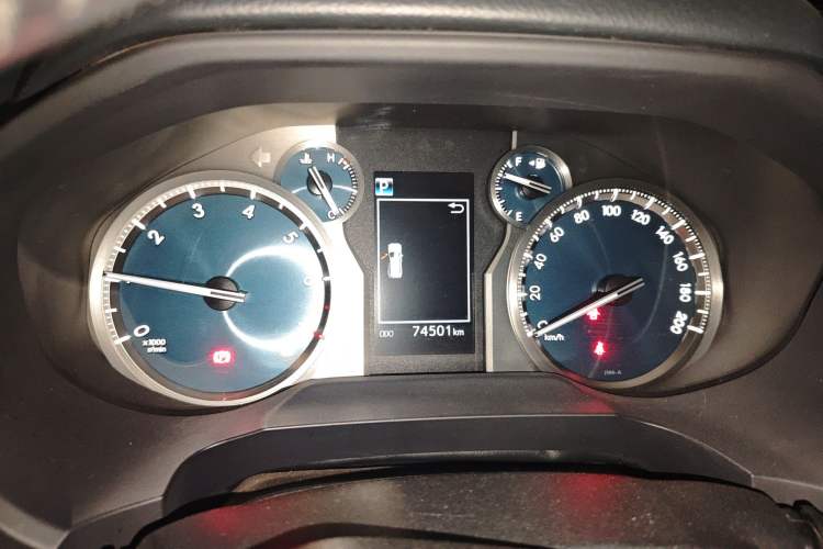 Used Toyota Prado 2019 3.5L Automatic TX-L Deluxe Edition with Rear-Mounted Spare Tire Instrument Cluster