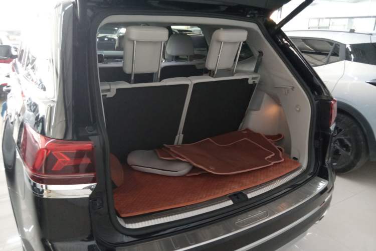 Used Volkswagen Teramont 2023 380TSI Four-Wheel Drive Luxury Edition Trunk