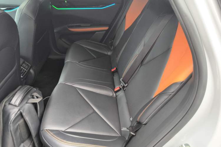 Used CHANGAN UNI-V iDD 2023 ZhiDian iDD 1.5T 113km Smart & Fun Version
