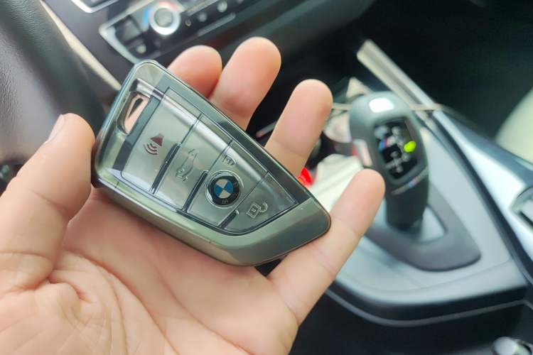 Used BMW 2 Series 2014 220i Sport Design Package
