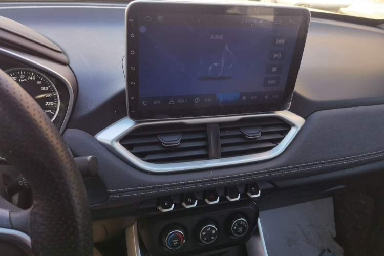 Used Baojun 530 2018 1.5T Manual Comfort Version China V