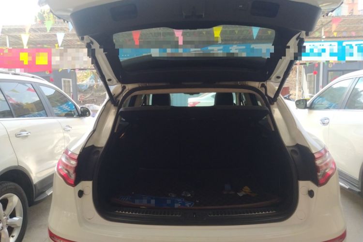 Used Zotye SR9 2017 2.0T Automatic Ultimate Edition
