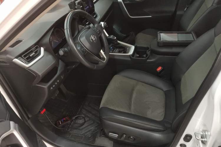 Used Toyota RAV4 2023 2.0L CVT 4x4 Explorer Plus Edition
