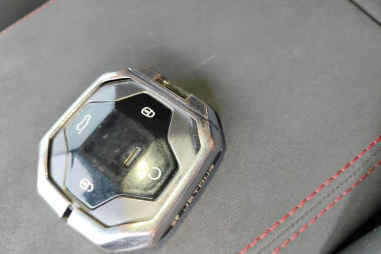 Used JETOUR Traveler 2023 2.0T All-Wheel Drive Conquer PRO