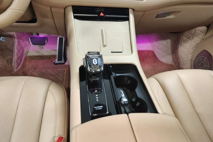 Used Hima AITO M7 2024 1.5T Intelligent Driving 4WD Max Edition 5 Seats
