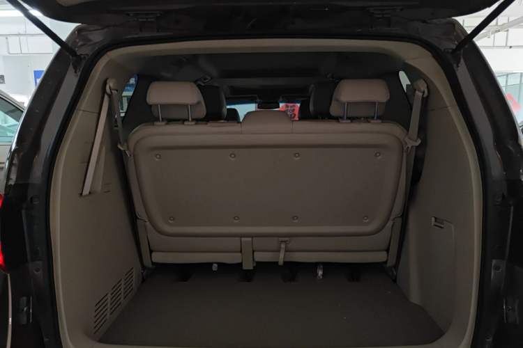 Used Buick GL8 2018 28T Luxury Model China VI Standard