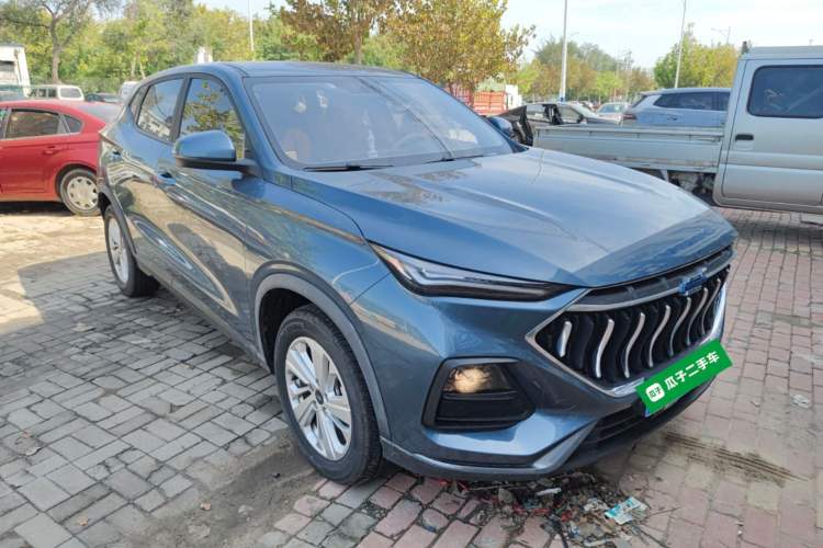 Used CHANGAN OSHAN X5 2021 Revised Version 1.6L Manual Luxury Edition
